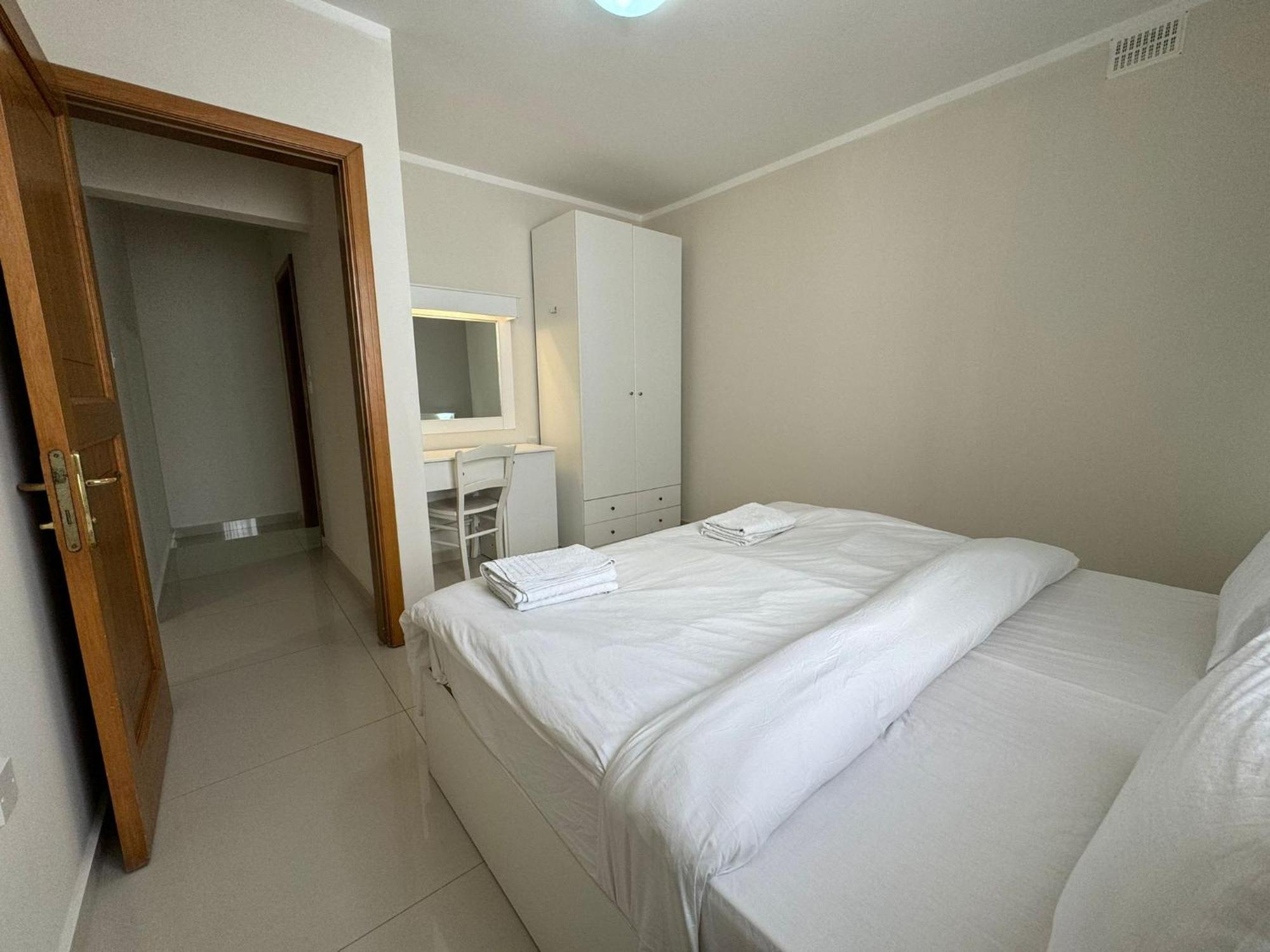 The Triton Aparthotel San Pawl il-Baħar Kültér fotó